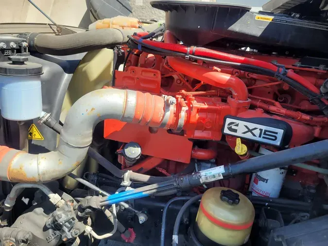 2022 International LT625