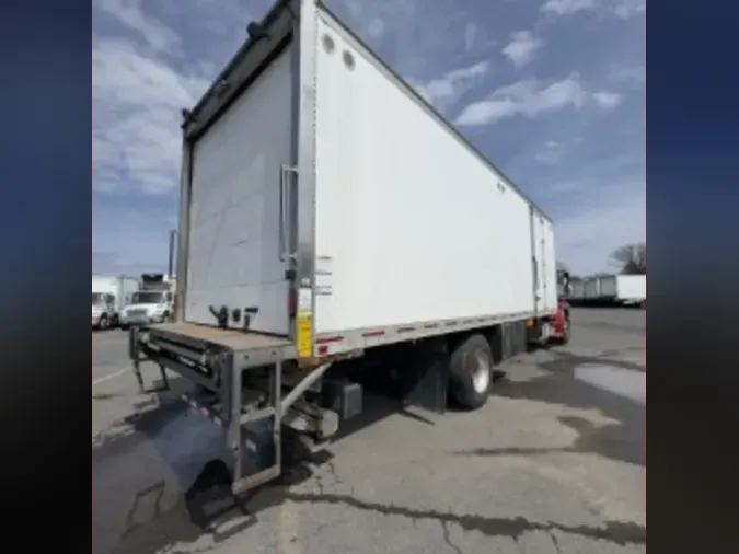 2022 FREIGHTLINER/MERCEDES M2 106