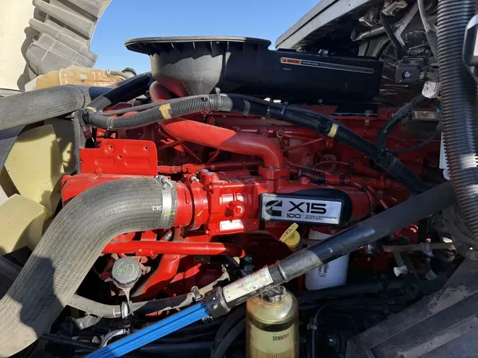 2020 International LT625