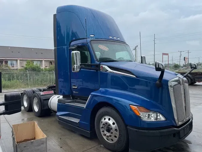 2022 Kenworth T680