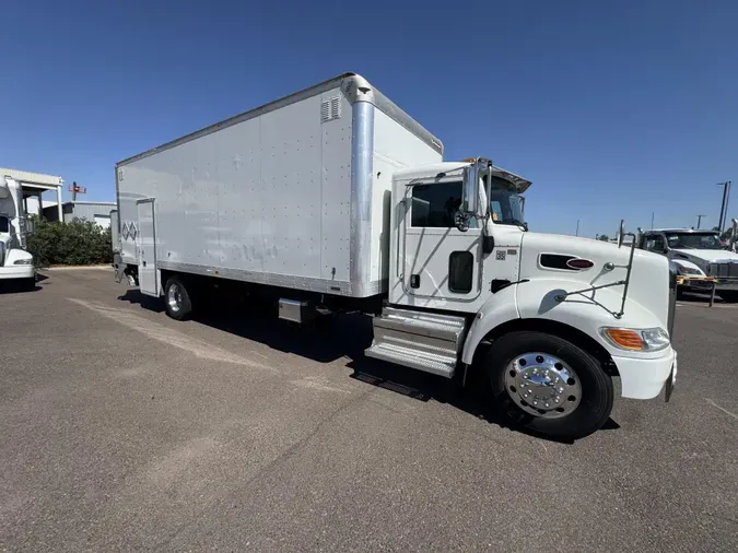 2020 Peterbilt 337