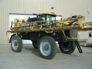 2013 RoGator RG1100