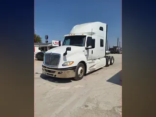 2019 NAVISTAR INTERNATIONAL LT625 SLPR CAB