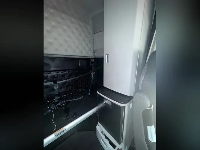 2024 KENWORTH T680aa1c297e3f6720ad96363f740a3ebadc