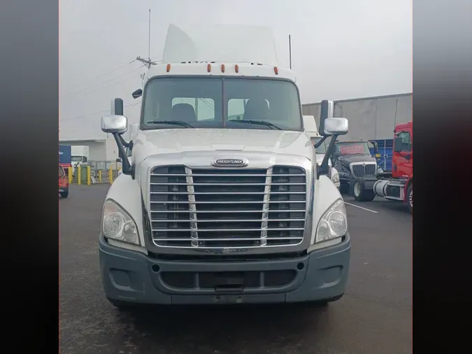 2016 FREIGHTLINER/MERCEDES CASCADIA 125