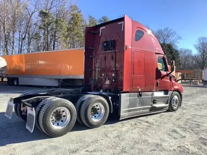 2021 Freightliner Cascadia