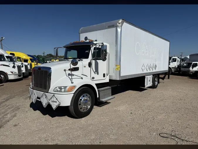 2017 Peterbilt 337
