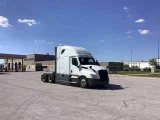 2022 Freightliner Cascadia 126