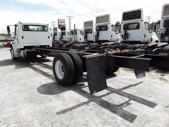 2018 FREIGHTLINER/MERCEDES M2 106