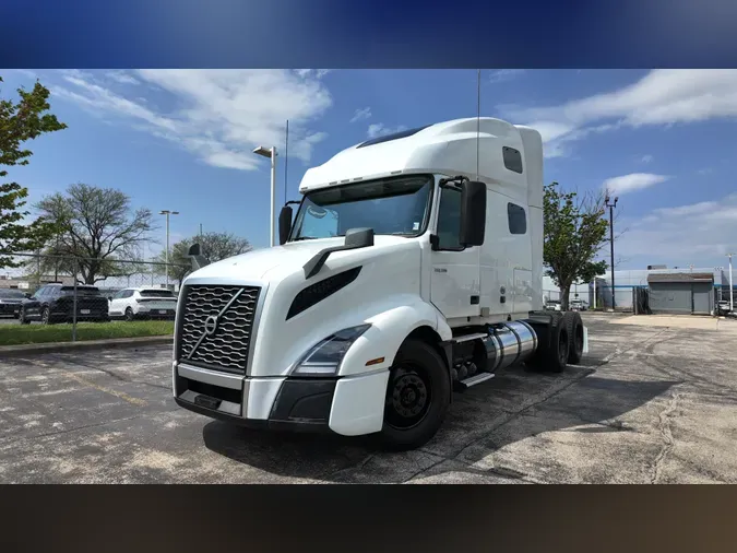 2019 VOLVO VNL64T760