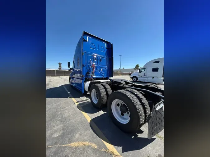 2020 FREIGHTLINER NEW CASCADIA PX12664