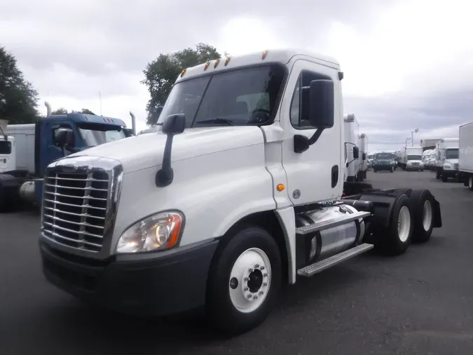 2018 FREIGHTLINER/MERCEDES CASCADIA 125aa310a8ba198b9f966027ec3d29d990f