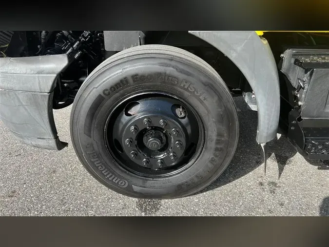 2018 INTERNATIONAL RH613