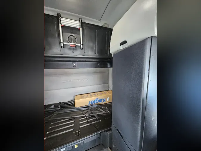2021 FREIGHTLINER CASCADIA
