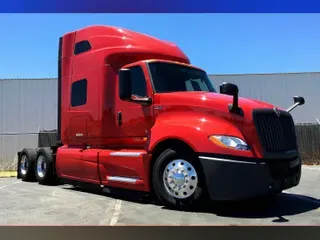 2019 International LT625 6x4