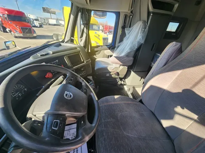 2021 VOLVO VNL64T760aa328481f95f1b4316950dec0f87b3ef
