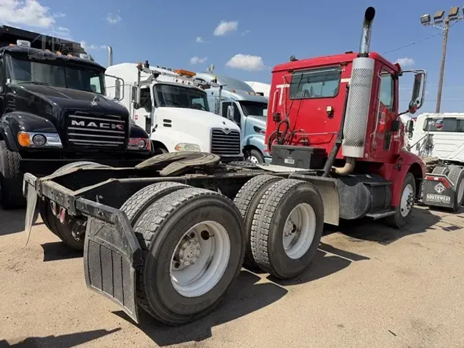 2000 INTERNATIONAL 9100