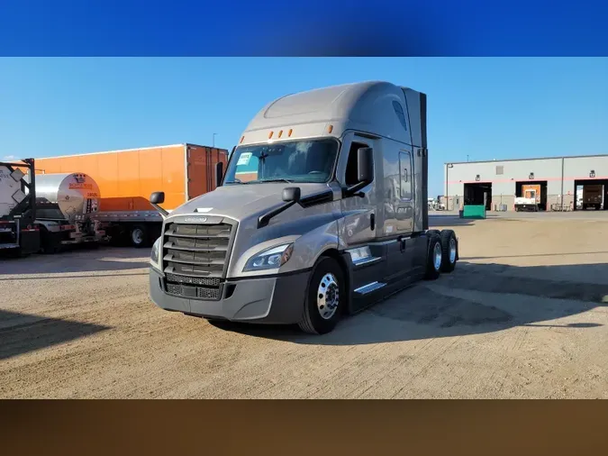 2024 Freightliner Cascadia 126