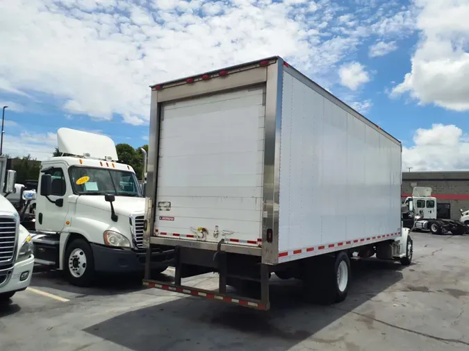 2019 FREIGHTLINER/MERCEDES M2 106