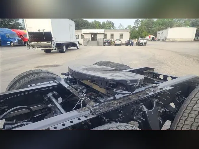 2022 INTERNATIONAL LT