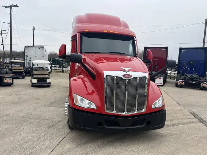 2023 Peterbilt 579