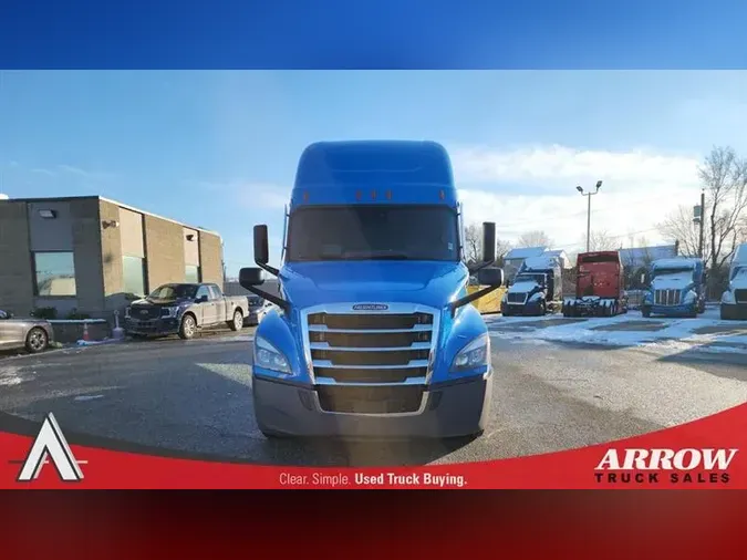 2021 FREIGHTLINER CA126