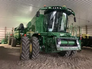 2013 John Deere S690