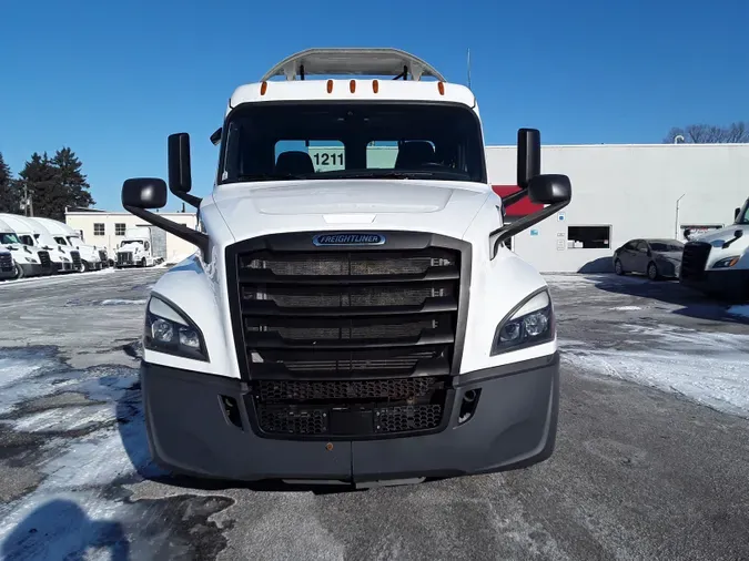 1997 FREIGHTLINER/MERCEDES 4700