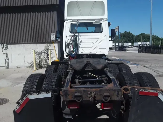 2018 NAVISTAR INTERNATIONAL LT625 DAYCAB T/A