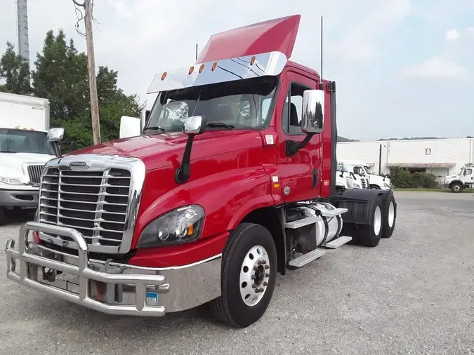 2017 FREIGHTLINER CASCADIA 125aa4b597abcaedd51c0d114321dd57237