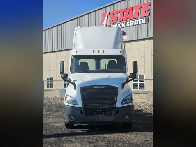 2025 Freightliner PE116