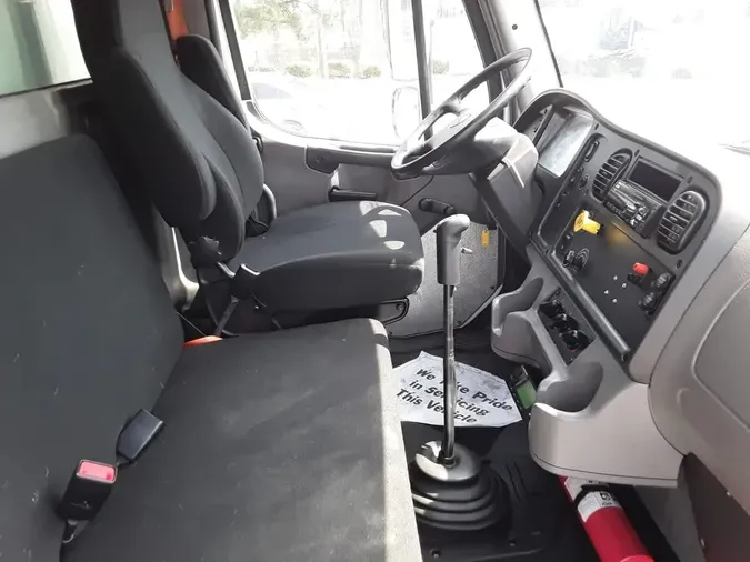 2020 FREIGHTLINER/MERCEDES M2 106aa51ce7960fe5c32e5b8ab7b9145bee6