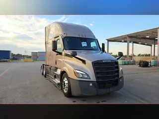 2024 Freightliner Cascadia 126