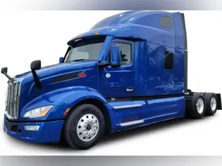 2023 Peterbilt 579