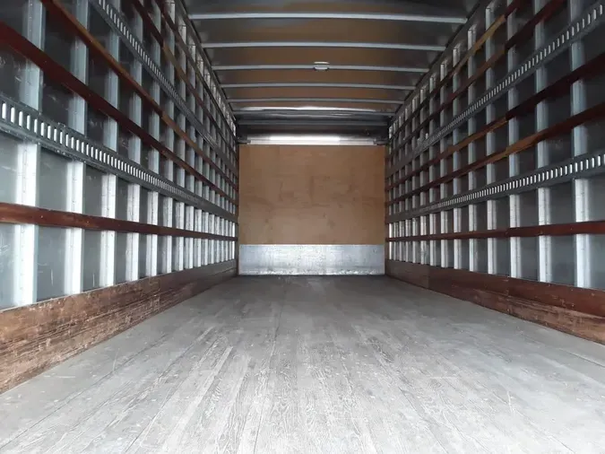 2018 FREIGHTLINER/MERCEDES M2 106