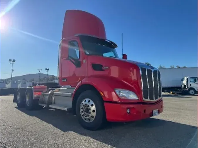 2020 Peterbilt 579