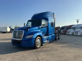2020 International LT625