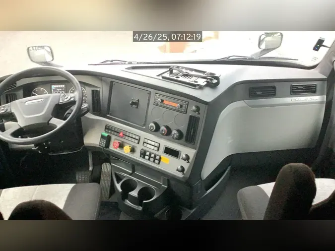 2021 Freightliner Cascadia