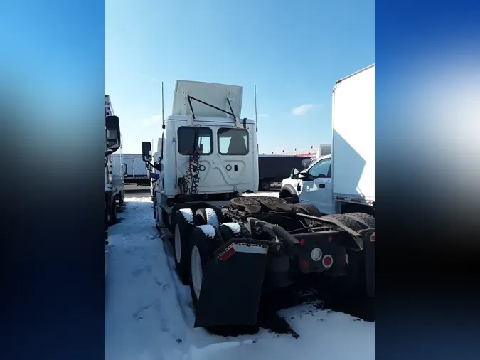 2019 FREIGHTLINER/MERCEDES CASCADIA 125