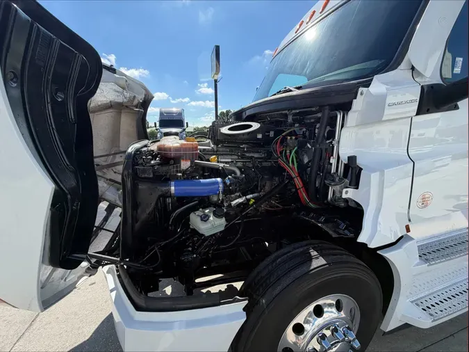 2024 Freightliner Cascadia 126aa5fdb819ef67c19bca59aad16b84617