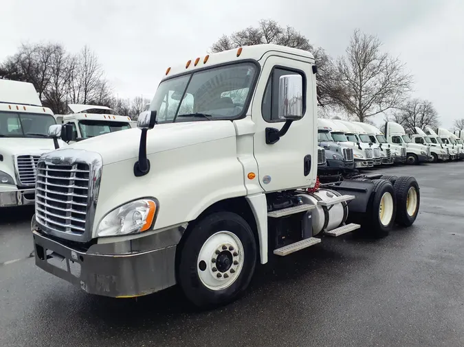 2018 FREIGHTLINER/MERCEDES CASCADIA 125aa60495cc31573ca1dd4dca89df77f1e