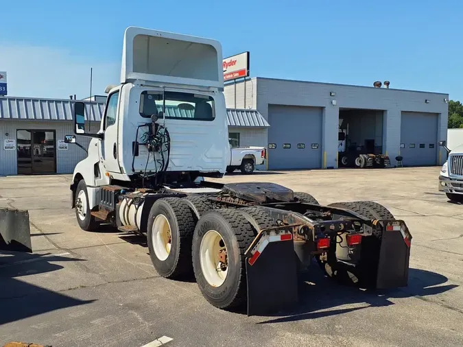 2019 NAVISTAR INTERNATIONAL LT625 DAYCAB T/A