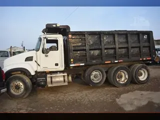 2007 MACK GRANITE CV713