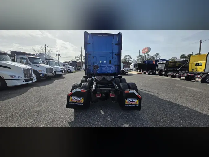 2022 International LT625