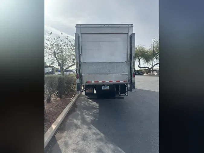 2018 Peterbilt 337aa6b7b0db8d5e4a355f54166d8f6a66c