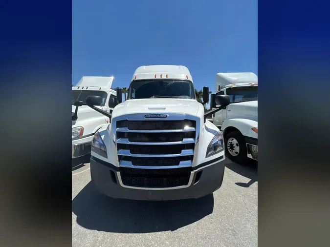 2019 FREIGHTLINER NEW CASCADIA PX12664