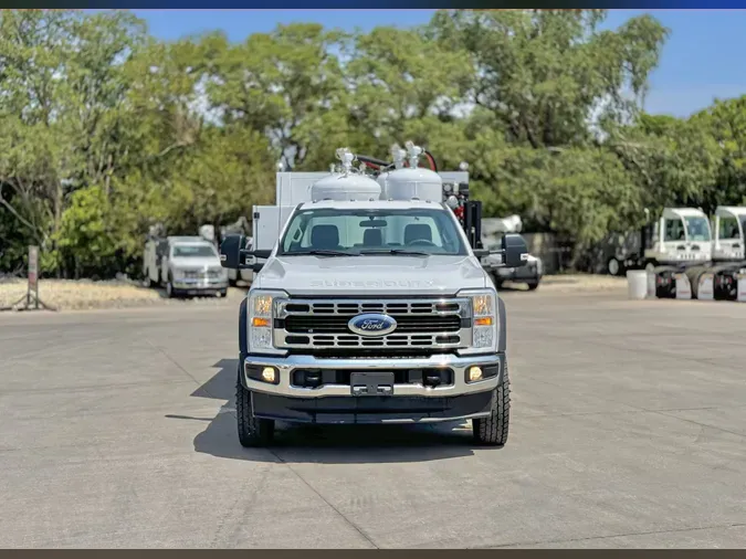 2023 FORD F-600 XL