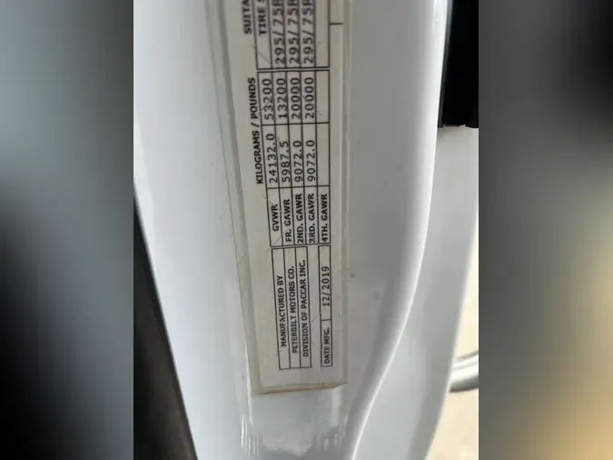 2020 Peterbilt 567