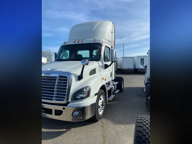 2018 FREIGHTLINER/MERCEDES CASCADIA 113aa747d9ccdfa04f1a2e7d29baacec0fb