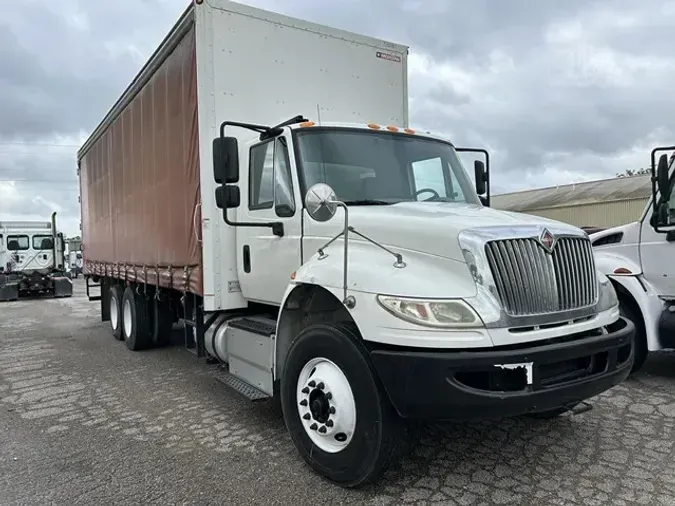 2017 INTERNATIONAL DURASTAR 4400